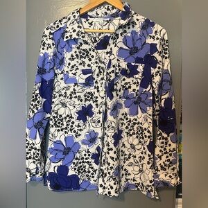 Women’s Notations Floral Button Up Top Size Medium